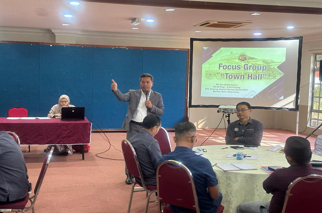 PROGRAM “FOCUS GROUP TOWN HALL"